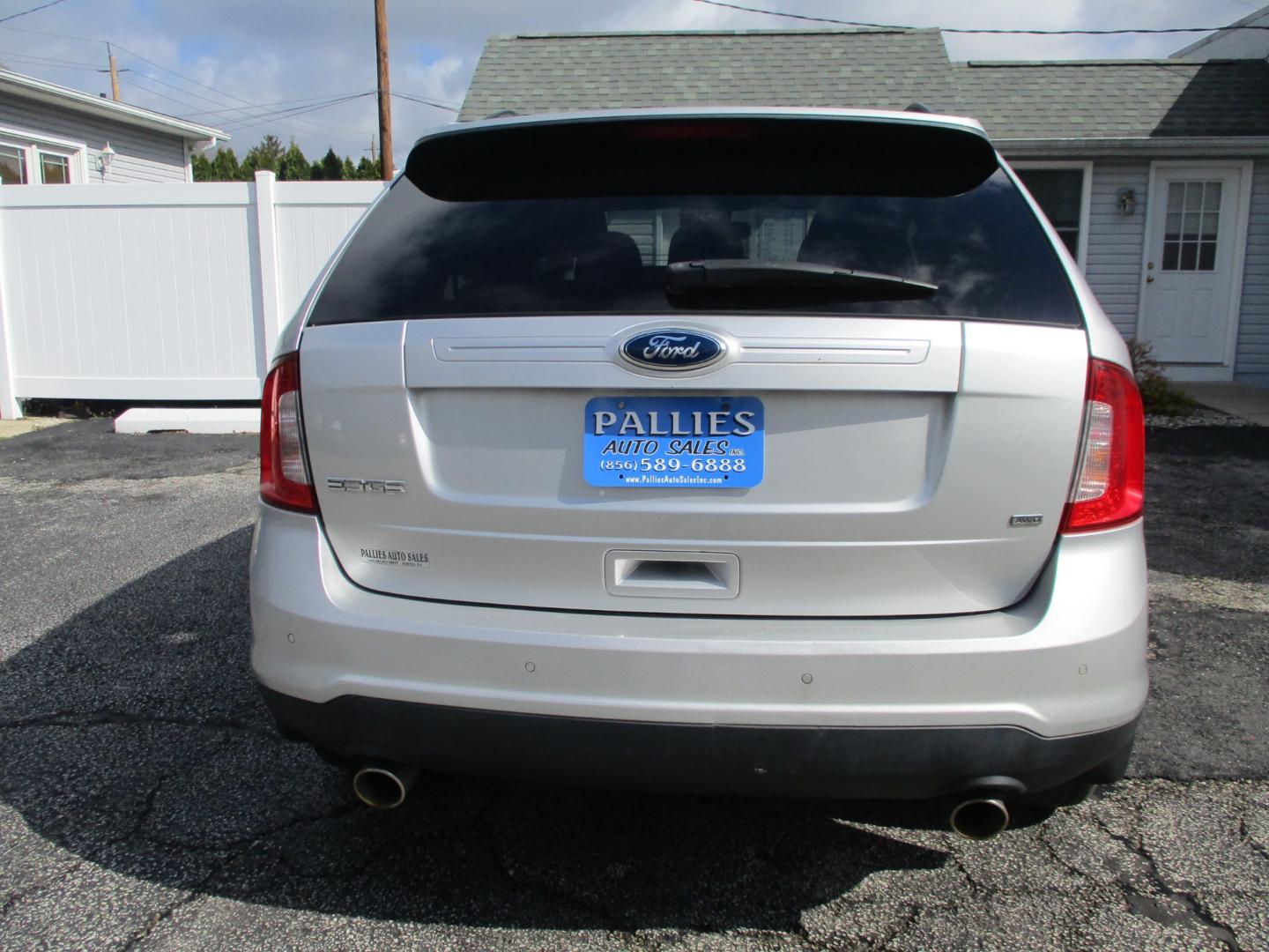 2013 SILVER Ford Edge (2FMDK4GC6DB) with an 3.5L L4 DOHC 24V engine, AUTOMATIC transmission, located at 540a Delsea Drive, Sewell, NJ, 08080, (856) 589-6888, 39.752560, -75.111206 - Photo#4